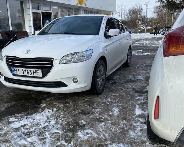 Білий Пежо 301, об'ємом двигуна 1.59 л та пробігом 134 тис. км за 6800 $, фото 1 на Automoto.ua