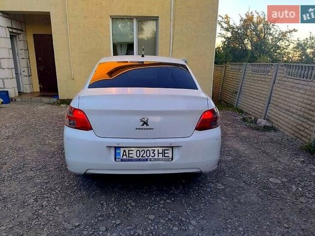 Білий Пежо 301, об'ємом двигуна 1.6 л та пробігом 145 тис. км за 6200 $, фото 1 на Automoto.ua