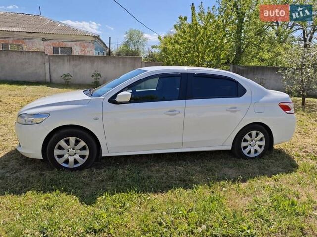 Белый Пежо 301, объемом двигателя 1.56 л и пробегом 283 тыс. км за 7000 $, фото 1 на Automoto.ua