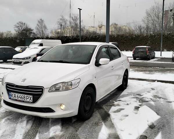 Белый Пежо 301, объемом двигателя 1.2 л и пробегом 278 тыс. км за 4199 $, фото 1 на Automoto.ua