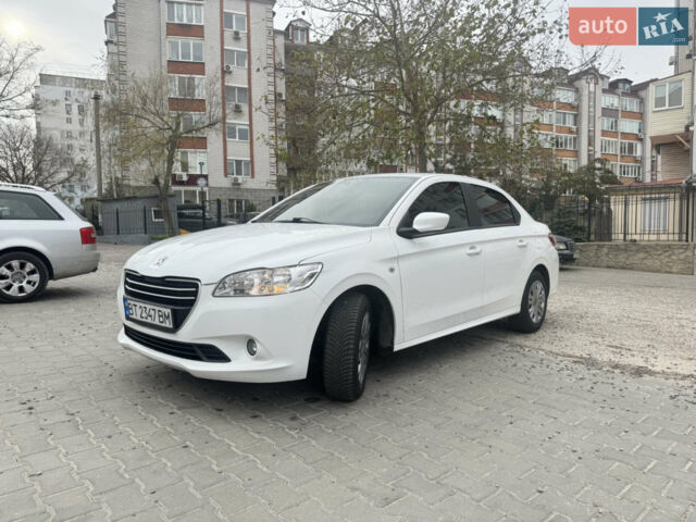 Белый Пежо 301, объемом двигателя 1.2 л и пробегом 154 тыс. км за 7200 $, фото 1 на Automoto.ua