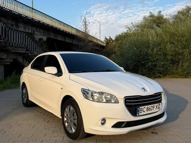 Белый Пежо 301, объемом двигателя 1.2 л и пробегом 273 тыс. км за 5750 $, фото 1 на Automoto.ua