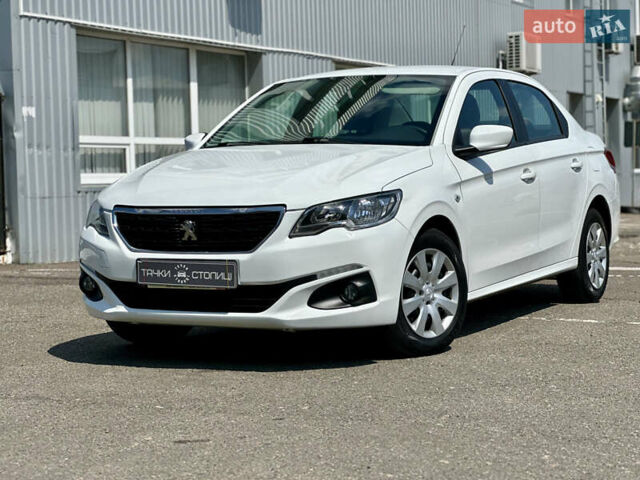 Белый Пежо 301, объемом двигателя 1.2 л и пробегом 92 тыс. км за 7400 $, фото 1 на Automoto.ua