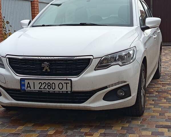 Белый Пежо 301, объемом двигателя 1.56 л и пробегом 190 тыс. км за 7800 $, фото 1 на Automoto.ua