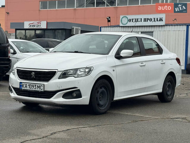 Пежо 301 2018 у Києві на Automoto.ua Білий Пежо 301, об'ємом двигуна 1.2 л та пробігом 175 тис. км за 4600 $, фото 1 на Automoto.ua