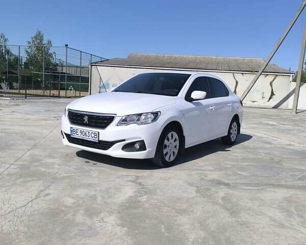 Білий Пежо 301, об'ємом двигуна 1.2 л та пробігом 150 тис. км за 7100 $, фото 1 на Automoto.ua