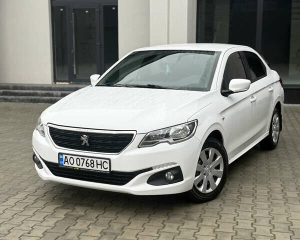 Белый Пежо 301, объемом двигателя 1.5 л и пробегом 175 тыс. км за 8900 $, фото 1 на Automoto.ua