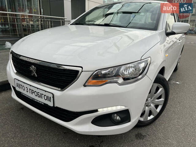 Пежо 301 2020 в Киеве на Automoto.ua Белый Пежо 301, объемом двигателя 1.56 л и пробегом 193 тыс. км за 8416 $, фото 1 на Automoto.ua
