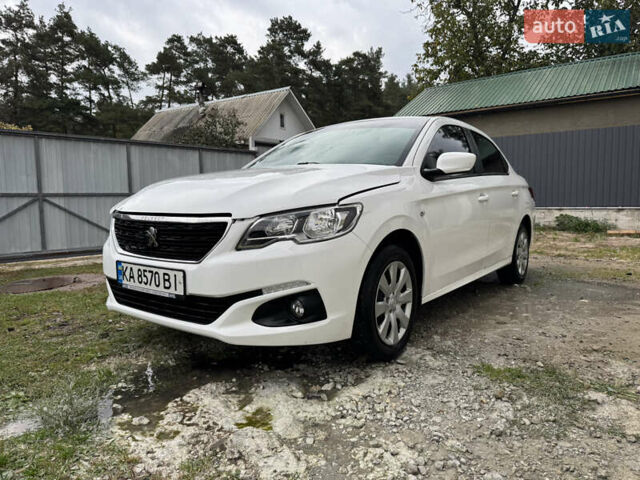 Белый Пежо 301, объемом двигателя 1.2 л и пробегом 97 тыс. км за 4300 $, фото 1 на Automoto.ua