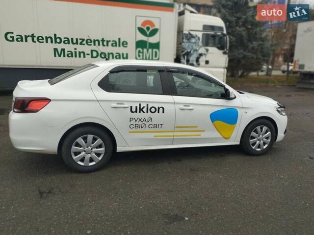 Белый Пежо 301, объемом двигателя 1.59 л и пробегом 171 тыс. км за 7200 $, фото 1 на Automoto.ua