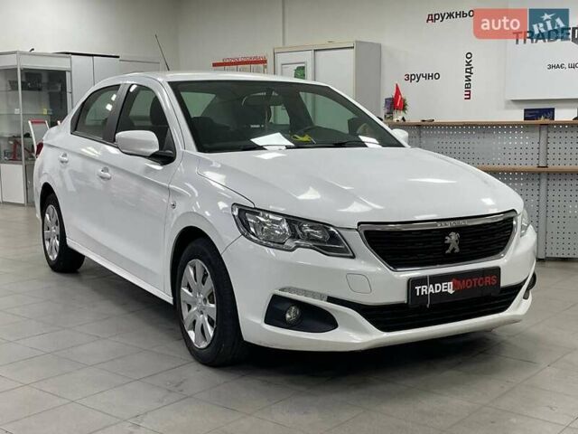 Білий Пежо 301, об'ємом двигуна 1.59 л та пробігом 310 тис. км за 5990 $, фото 1 на Automoto.ua