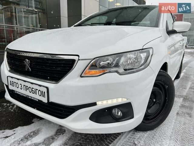 Белый Пежо 301, объемом двигателя 1.2 л и пробегом 53 тыс. км за 7082 $, фото 1 на Automoto.ua