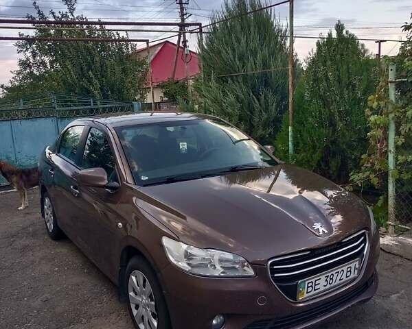 Коричневый Пежо 301, объемом двигателя 0 л и пробегом 242 тыс. км за 6150 $, фото 1 на Automoto.ua