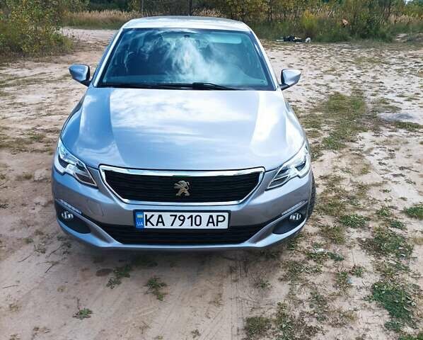 Пежо 301, объемом двигателя 1.59 л и пробегом 140 тыс. км за 7500 $, фото 1 на Automoto.ua