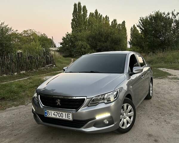 Серый Пежо 301, объемом двигателя 1.2 л и пробегом 160 тыс. км за 7500 $, фото 1 на Automoto.ua