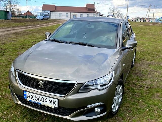 Серый Пежо 301, объемом двигателя 1.2 л и пробегом 74 тыс. км за 8000 $, фото 1 на Automoto.ua