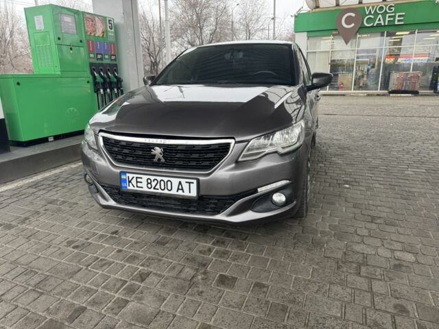 Серый Пежо 301, объемом двигателя 1.2 л и пробегом 197 тыс. км за 5700 $, фото 1 на Automoto.ua