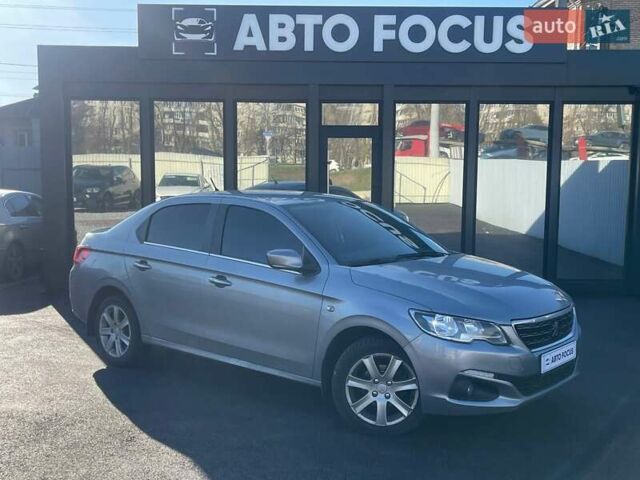 Сірий Пежо 301, об'ємом двигуна 1.56 л та пробігом 122 тис. км за 9490 $, фото 1 на Automoto.ua