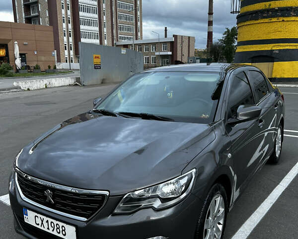 Сірий Пежо 301, об'ємом двигуна 1.6 л та пробігом 46 тис. км за 11700 $, фото 1 на Automoto.ua