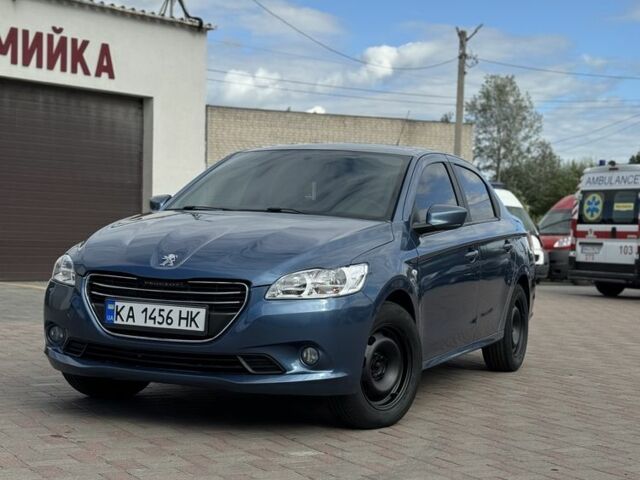 Синій Пежо 301, об'ємом двигуна 1.6 л та пробігом 201 тис. км за 7000 $, фото 1 на Automoto.ua