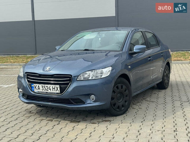 Синий Пежо 301, объемом двигателя 1.59 л и пробегом 260 тыс. км за 3500 $, фото 1 на Automoto.ua