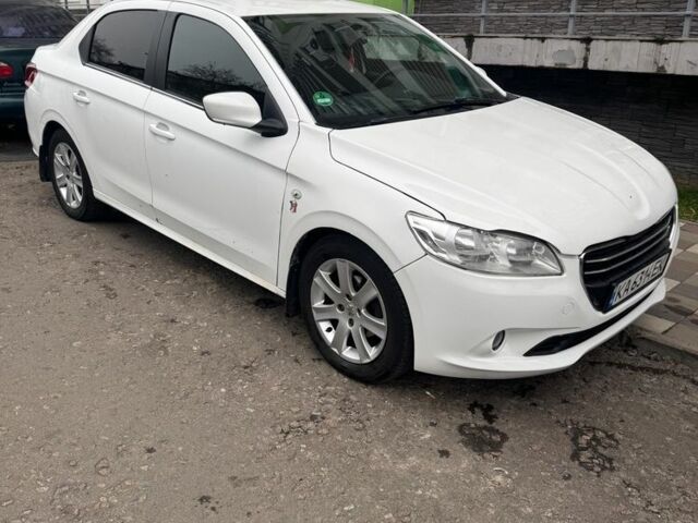 Білий Пежо 304, об'ємом двигуна 1.6 л та пробігом 260 тис. км за 5500 $, фото 1 на Automoto.ua
