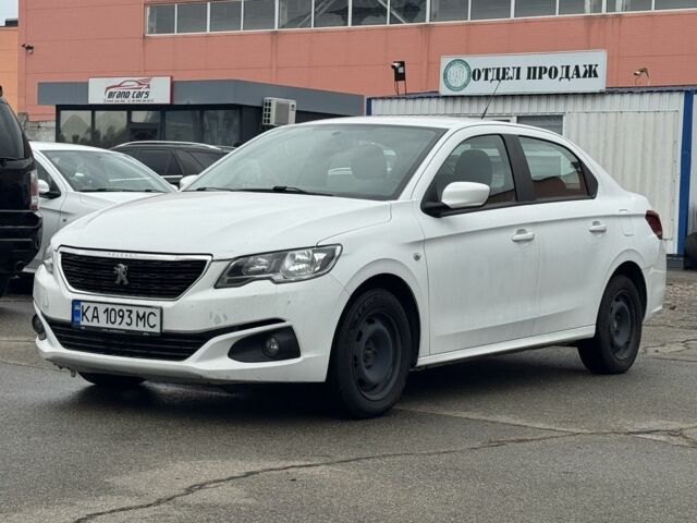 Пежо 304 2018 у Києві на Automoto.ua Білий Пежо 304, об'ємом двигуна 1.2 л та пробігом 170 тис. км за 4700 $, фото 1 на Automoto.ua
