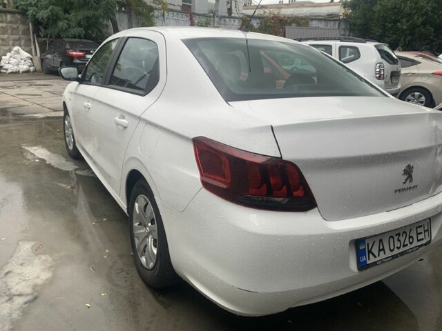 Пежо 304 2021 у Києві на Automoto.ua Білий Пежо 304, об'ємом двигуна 1.6 л та пробігом 64 тис. км за 7555 $, фото 1 на Automoto.ua