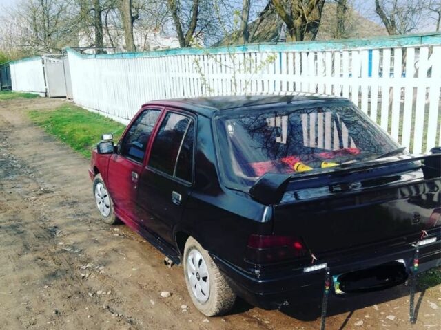 Черный Пежо 306, объемом двигателя 1.2 л и пробегом 260 тыс. км за 500 $, фото 1 на Automoto.ua