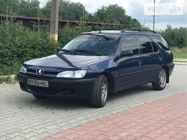 Синій Пежо 306, об'ємом двигуна 1.4 л та пробігом 200 тис. км за 2999 $, фото 1 на Automoto.ua