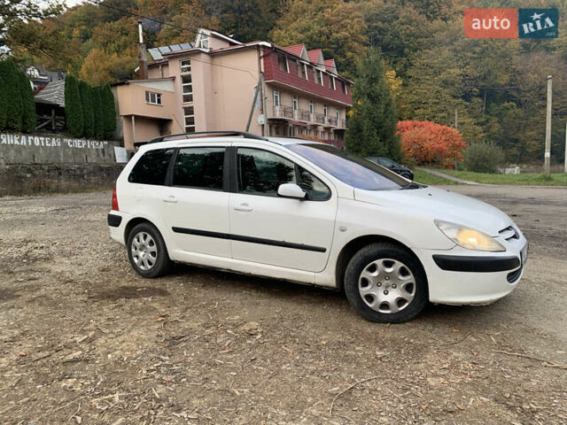 Белый Пежо 307, объемом двигателя 0 л и пробегом 500 тыс. км за 1800 $, фото 1 на Automoto.ua