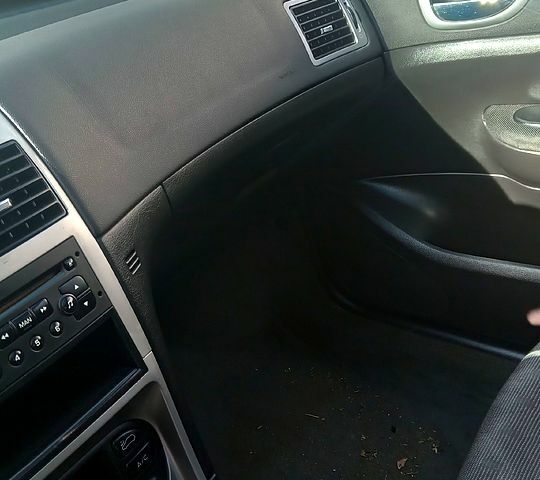 Черный Пежо 307, объемом двигателя 2 л и пробегом 264 тыс. км за 2500 $, фото 1 на Automoto.ua