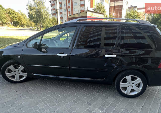 Черный Пежо 307, объемом двигателя 1.59 л и пробегом 232 тыс. км за 3900 $, фото 1 на Automoto.ua