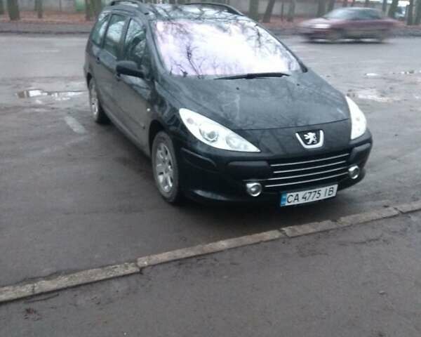 Черный Пежо 307, объемом двигателя 1.6 л и пробегом 264 тыс. км за 5000 $, фото 1 на Automoto.ua