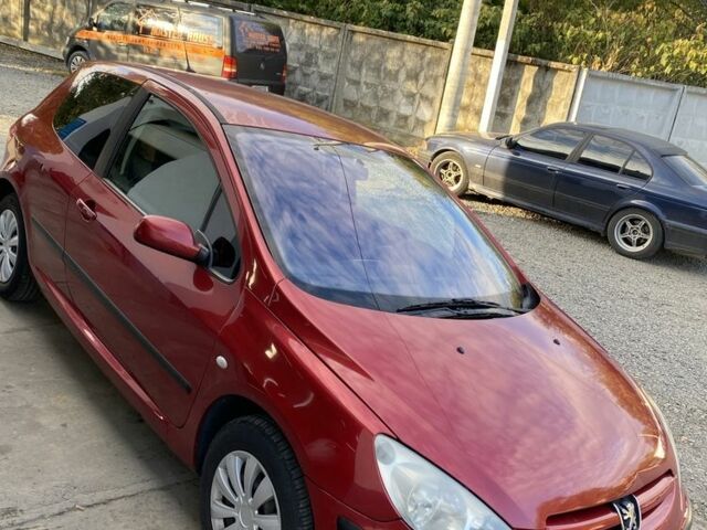 Красный Пежо 307, объемом двигателя 1.6 л и пробегом 140 тыс. км за 3700 $, фото 1 на Automoto.ua