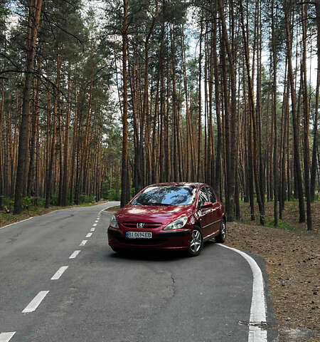 Красный Пежо 307, объемом двигателя 1.4 л и пробегом 199 тыс. км за 2900 $, фото 1 на Automoto.ua