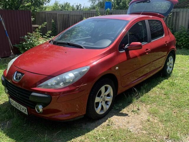 Красный Пежо 307, объемом двигателя 2 л и пробегом 206 тыс. км за 4400 $, фото 1 на Automoto.ua