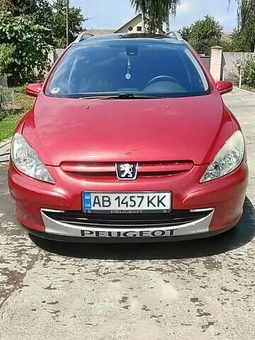 Красный Пежо 307, объемом двигателя 1.6 л и пробегом 286 тыс. км за 3600 $, фото 1 на Automoto.ua
