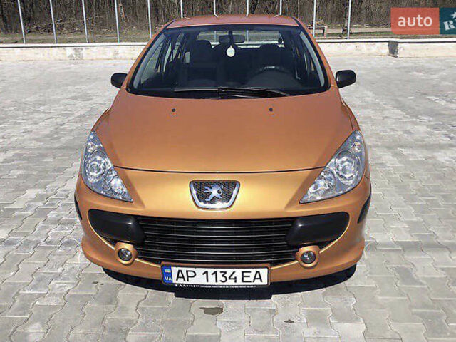 Пежо 307 2006 в Запорожье на Automoto.ua Пежо 307, объемом двигателя 1.4 л и пробегом 135 тыс. км за 4850 $, фото 1 на Automoto.ua
