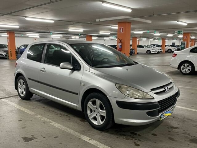 Серый Пежо 307, объемом двигателя 0 л и пробегом 180 тыс. км за 2550 $, фото 1 на Automoto.ua