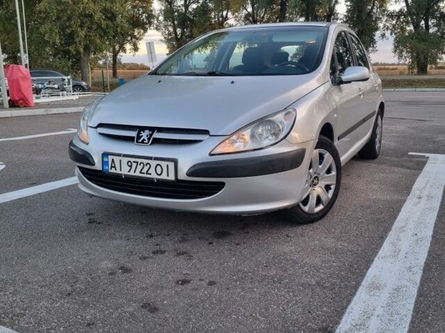 Серый Пежо 307, объемом двигателя 2 л и пробегом 300 тыс. км за 2550 $, фото 1 на Automoto.ua