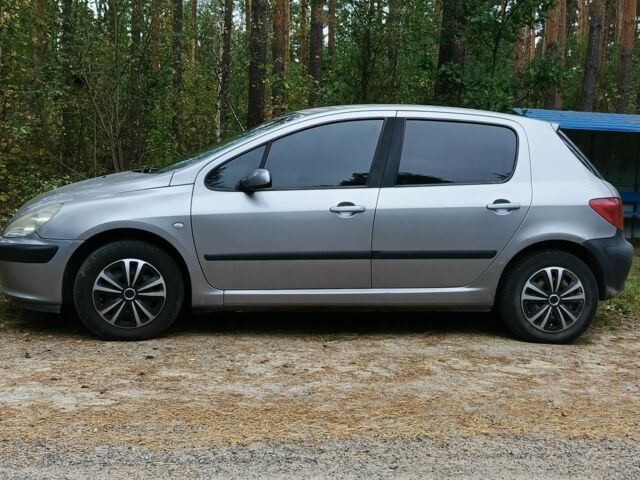 Серый Пежо 307, объемом двигателя 1.6 л и пробегом 200 тыс. км за 3700 $, фото 1 на Automoto.ua
