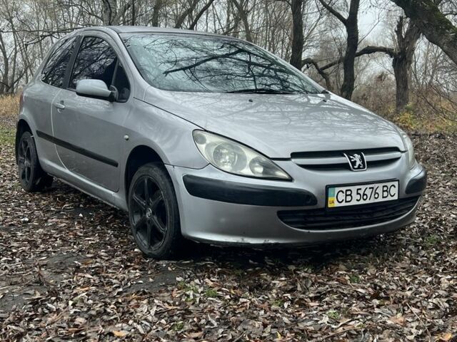 Серый Пежо 307, объемом двигателя 1.4 л и пробегом 312 тыс. км за 2300 $, фото 1 на Automoto.ua