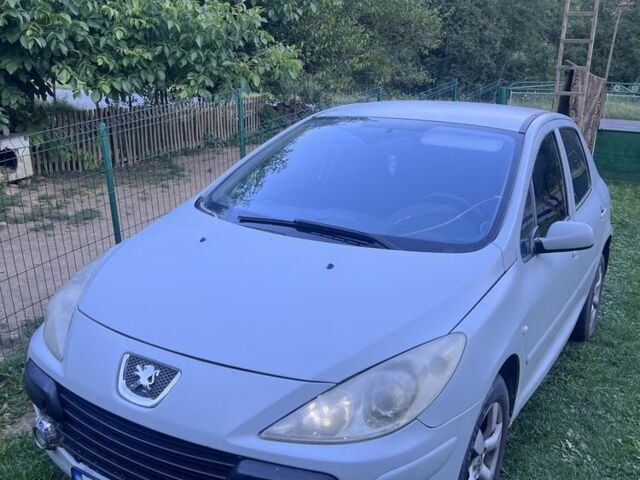 Сірий Пежо 307, об'ємом двигуна 2 л та пробігом 285 тис. км за 1799 $, фото 1 на Automoto.ua