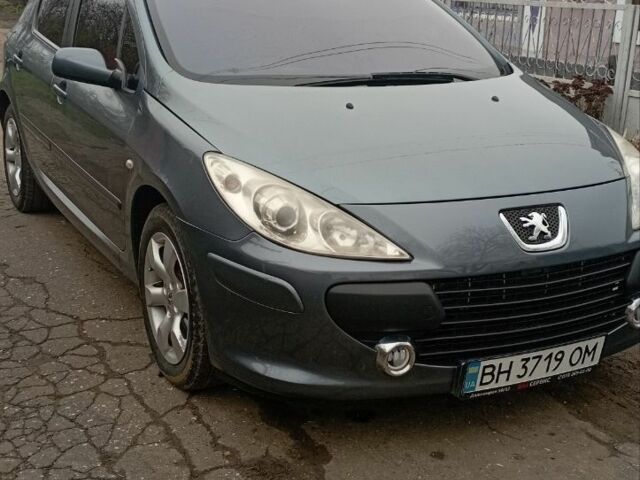 Серый Пежо 307, объемом двигателя 1.6 л и пробегом 240 тыс. км за 4500 $, фото 1 на Automoto.ua