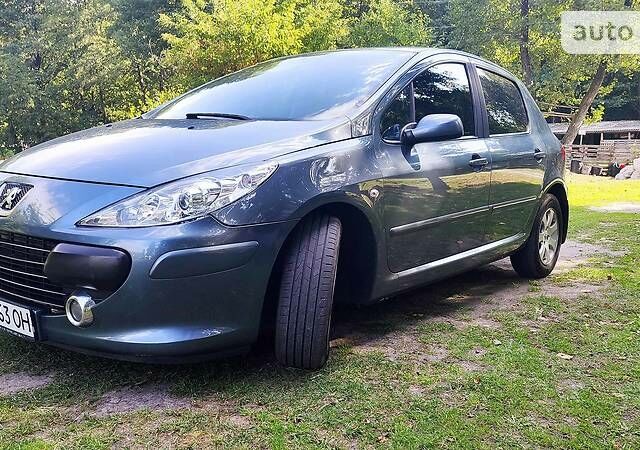 Сірий Пежо 307, об'ємом двигуна 1.6 л та пробігом 184 тис. км за 5900 $, фото 1 на Automoto.ua