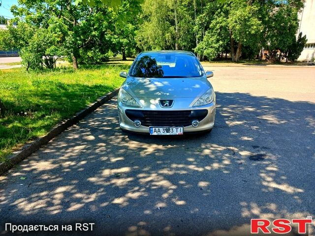 Серый Пежо 307, объемом двигателя 1.6 л и пробегом 115 тыс. км за 5400 $, фото 1 на Automoto.ua