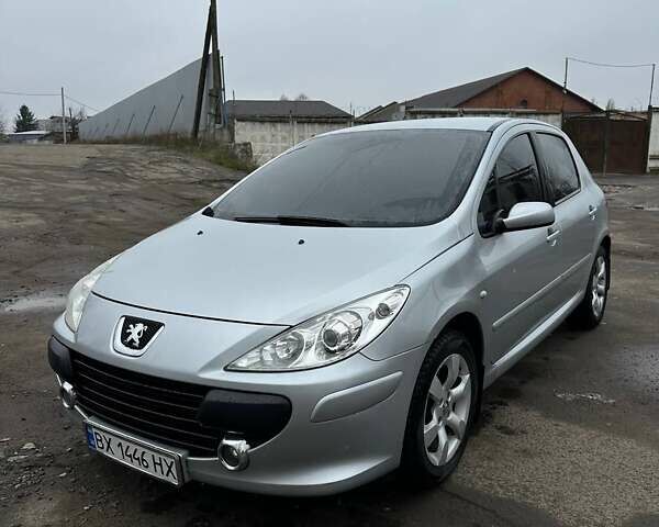 Серый Пежо 307, объемом двигателя 2 л и пробегом 220 тыс. км за 4900 $, фото 1 на Automoto.ua