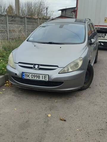 Сірий Пежо 307, об'ємом двигуна 2.01 л та пробігом 324 тис. км за 3000 $, фото 1 на Automoto.ua