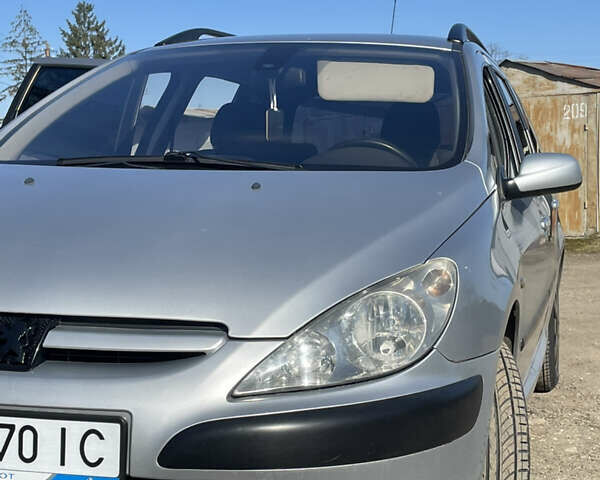 Серый Пежо 307, объемом двигателя 1.6 л и пробегом 245 тыс. км за 3700 $, фото 1 на Automoto.ua
